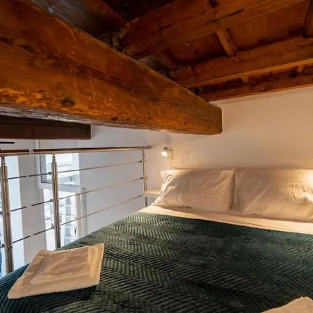 Apartment Borromei's Nest - Loft Milan